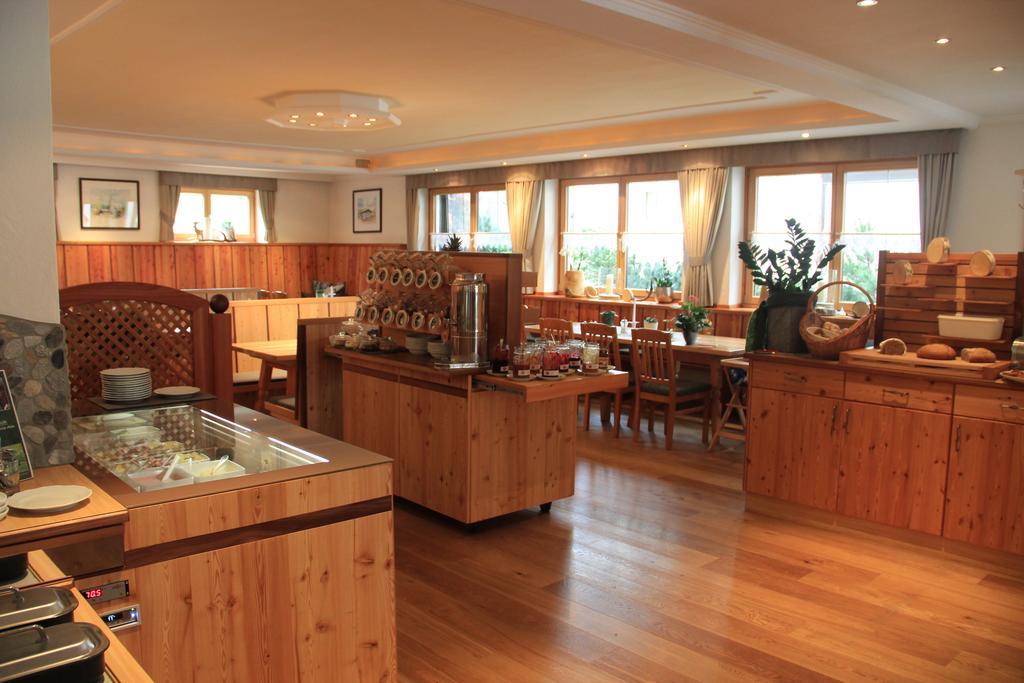 Moser-Hochkoenig Genuss Wirtshaus Hotel Maria Alm Extérieur photo